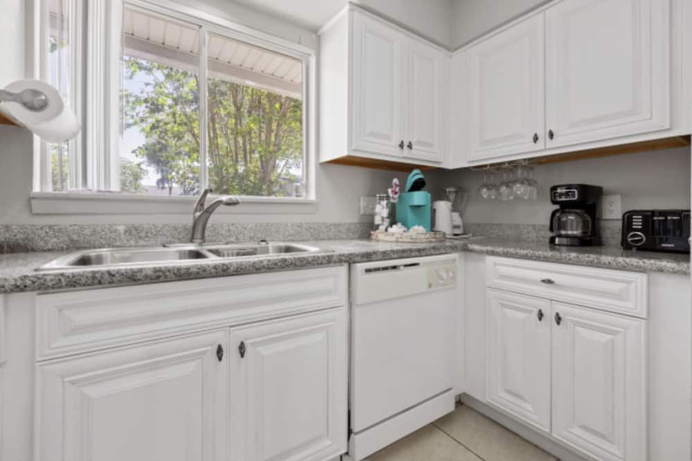 Photo of Kitchen in Baymeadows