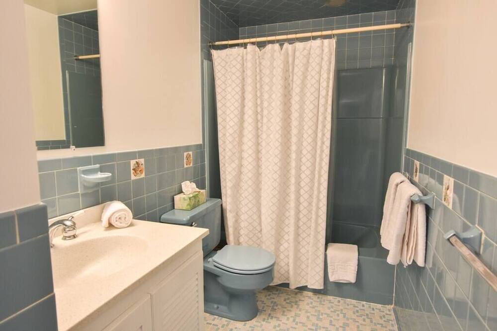 Photo of Others in East Dennis