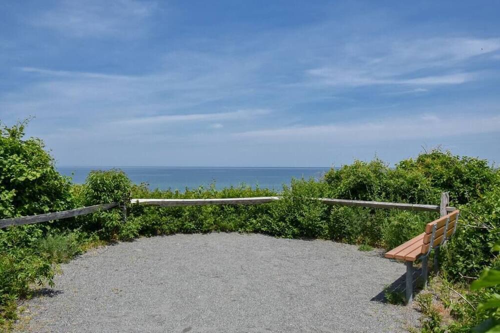 Photo of Others in East Dennis