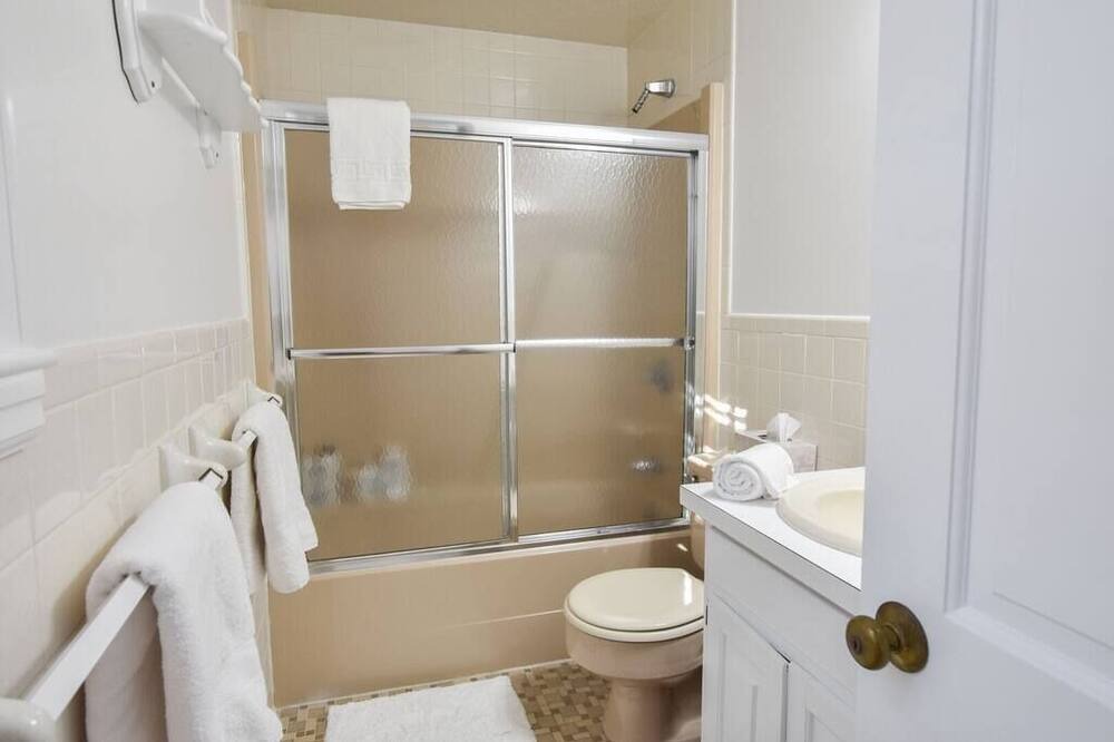 Photo of Others in East Dennis