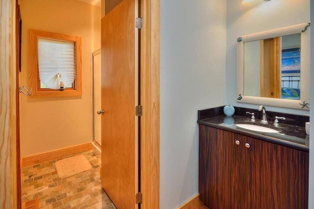 Photo of Bathroom in Caswell Beach