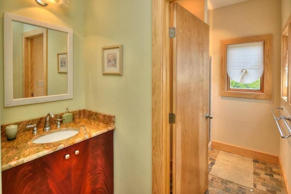 Photo of Bathroom in Caswell Beach