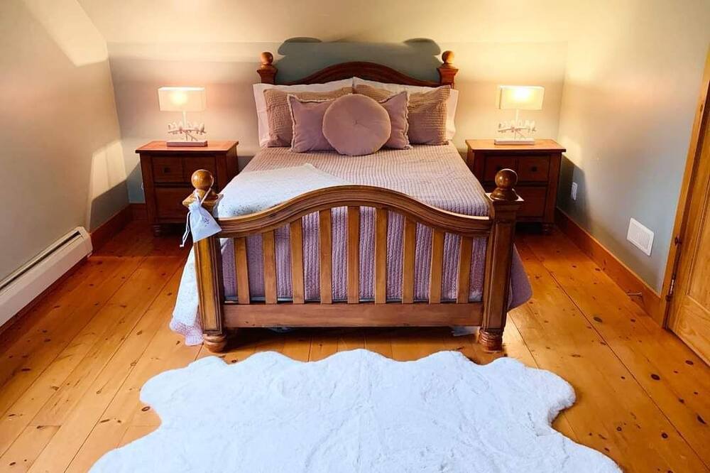 Photo of Bedroom in Kagawong