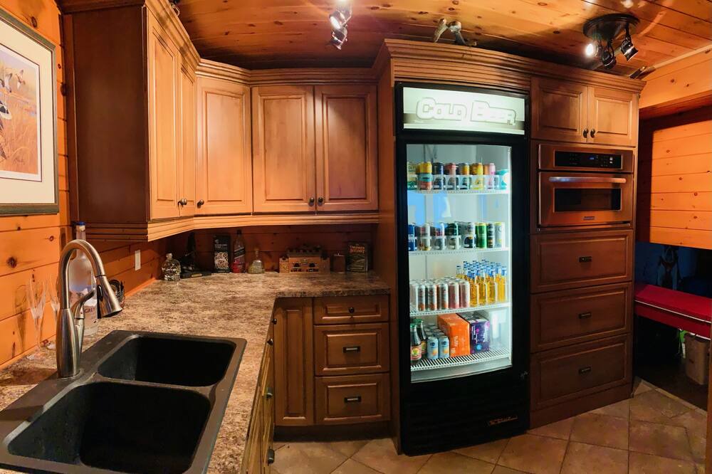 Photo of Kitchen in Kagawong