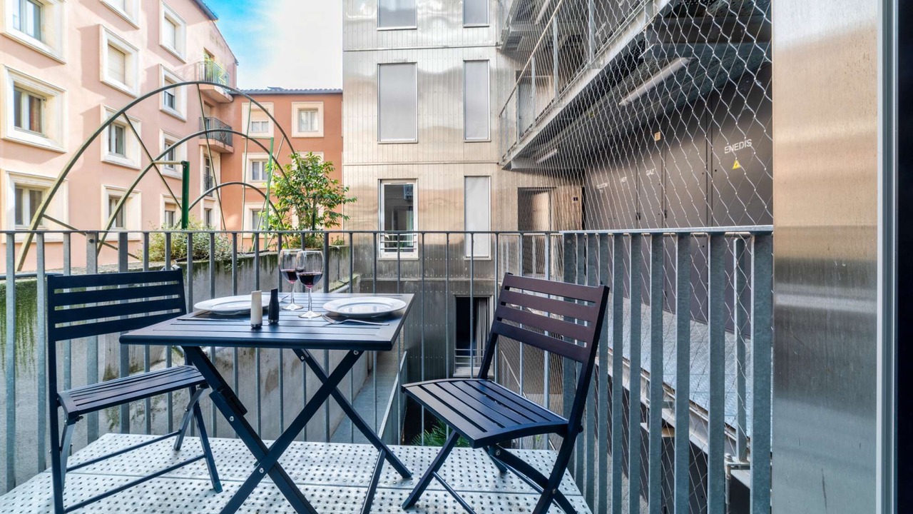 Photo of Outdoor in Carmes