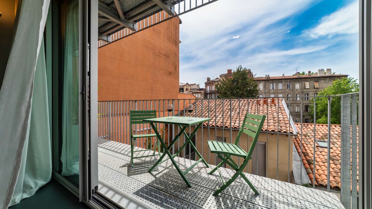 Photo of Outdoor in Carmes