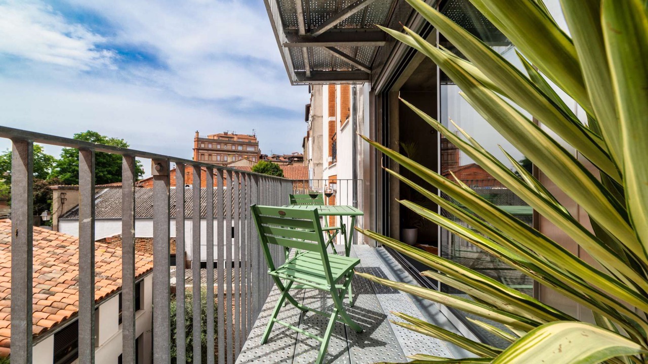 Photo of Outdoor in Carmes