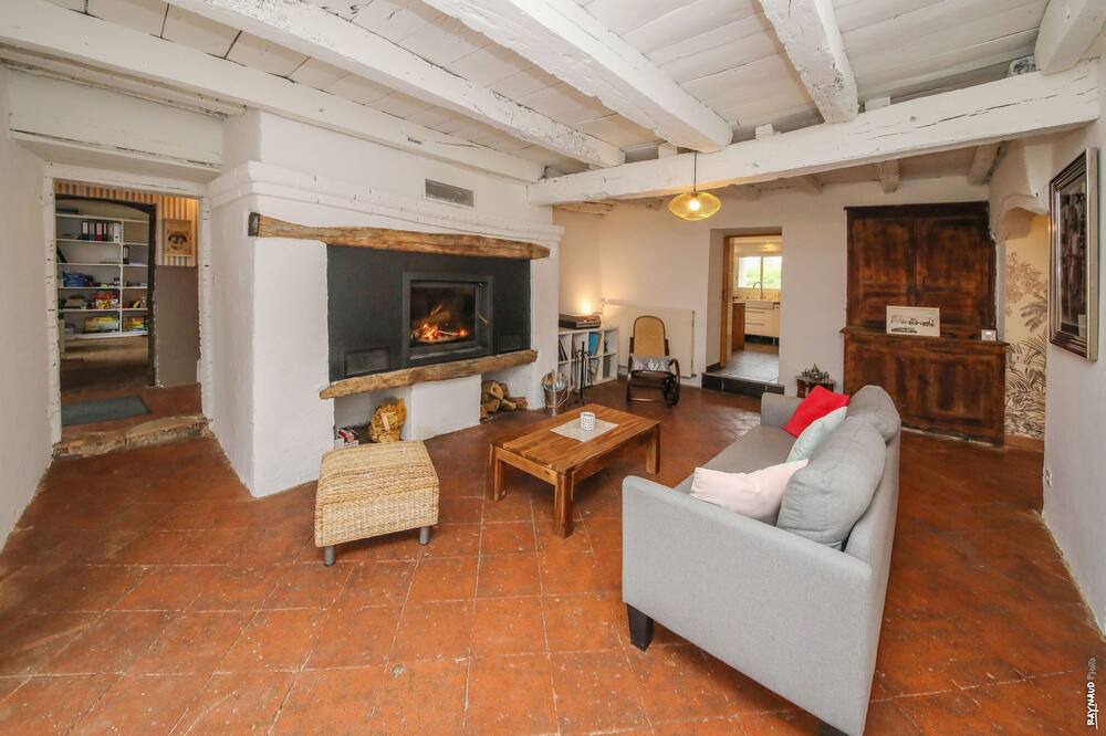 Photo of Livingroom in Labastide-de-Levis