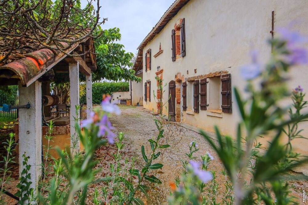 Photo of Outdoor in Labastide-de-Levis