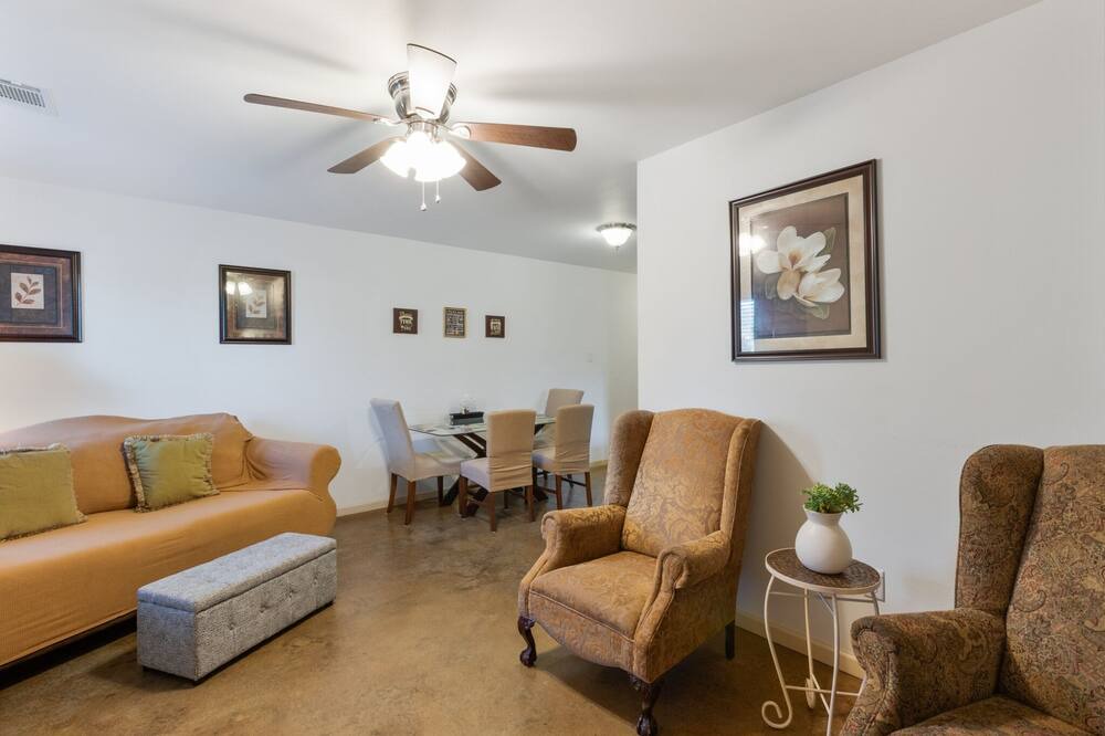 Photo of Bedroom in Conway