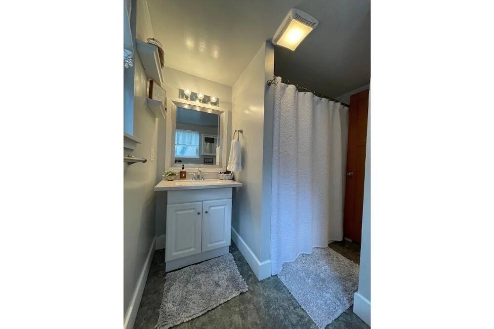 Photo of Bathroom in Hobart