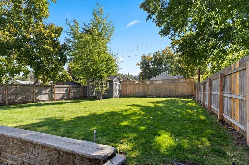 Photo of Outdoor in South Perry District