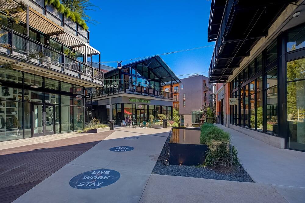 Photo of Outdoor in West Campus