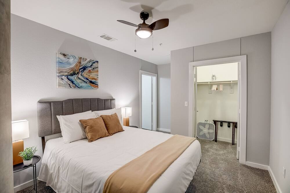 Photo of Bedroom in West Campus