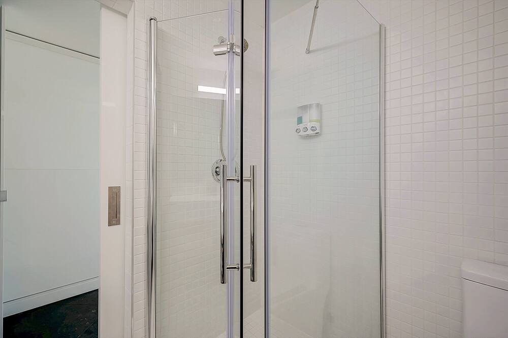 Photo of Bathroom in Tremont