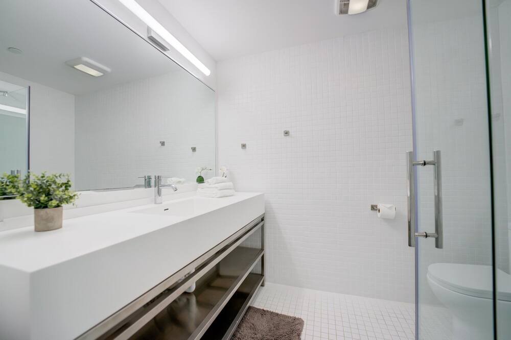Photo of Bathroom in Tremont