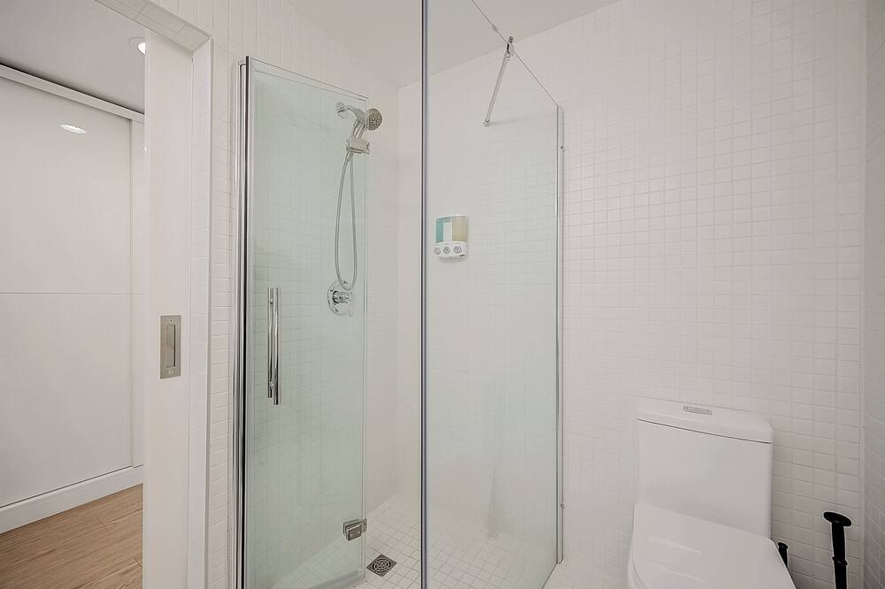 Photo of Bathroom in Tremont
