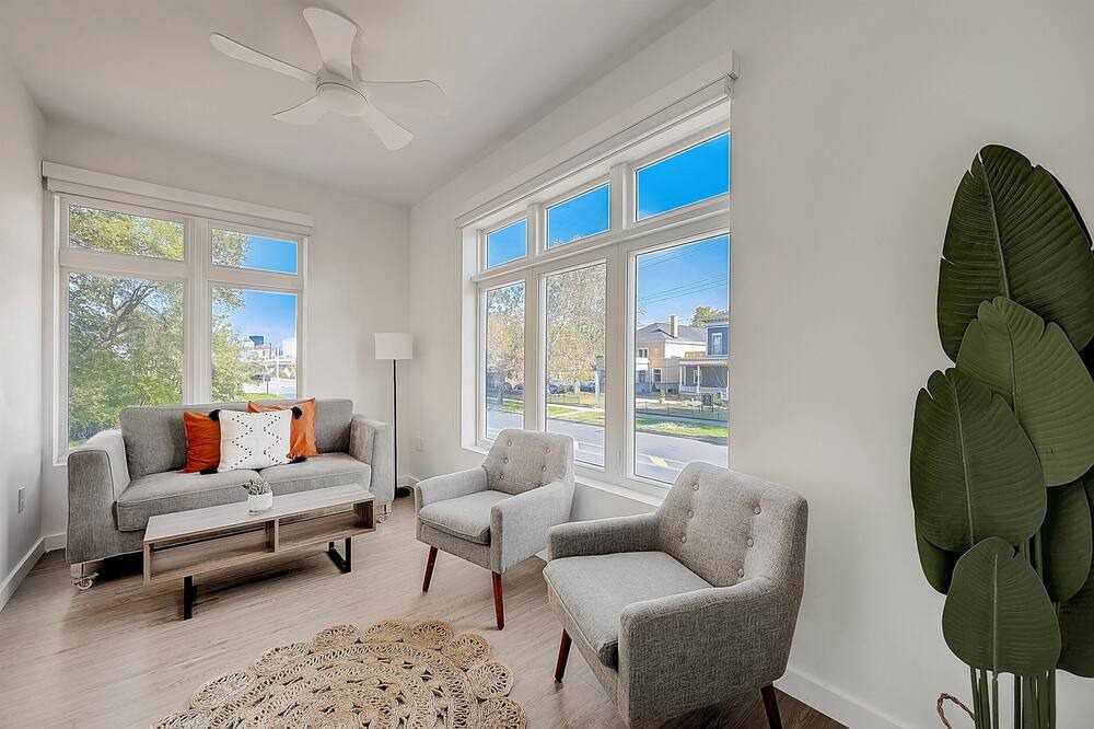 Photo of Livingroom in Tremont