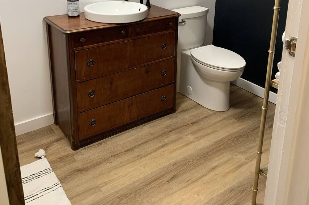 Photo of Bathroom in Hico