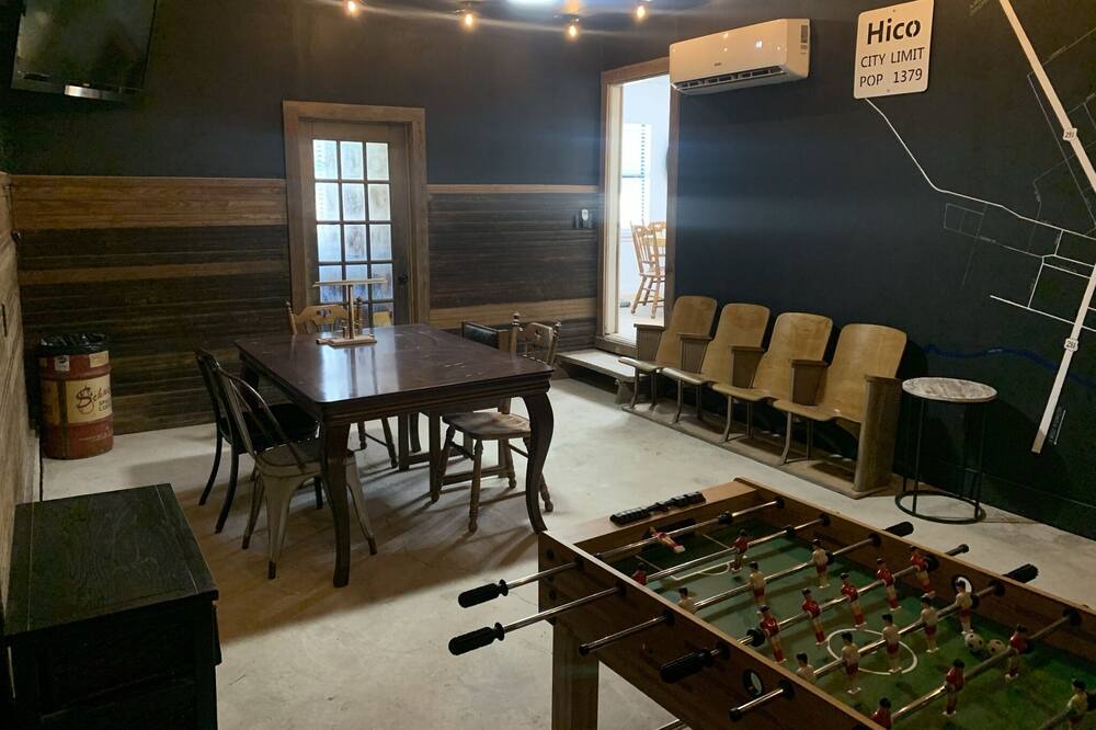 Photo of Livingroom in Hico