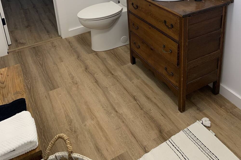 Photo of Bathroom in Hico