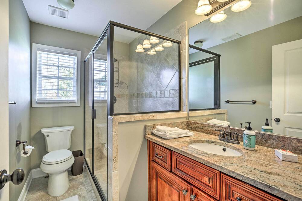 Photo of Bathroom in Jackson County