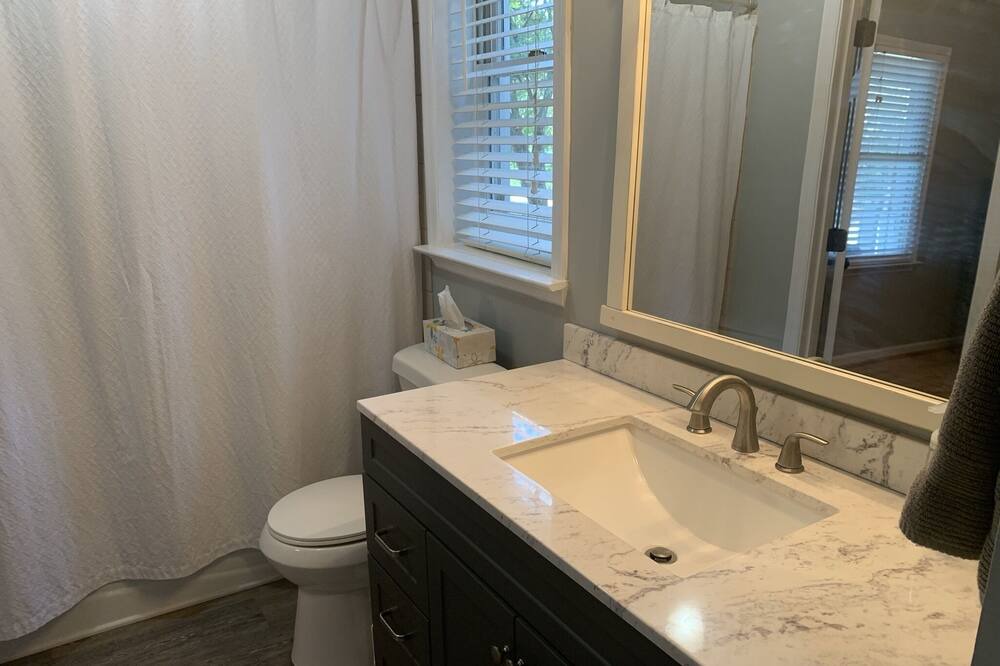 Photo of Bathroom in Jefferson