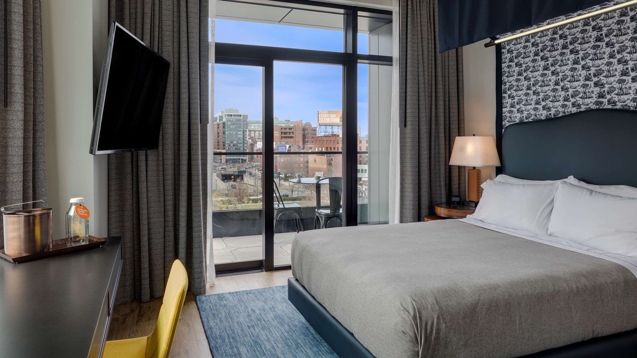 Photo of Bedroom in Government Center