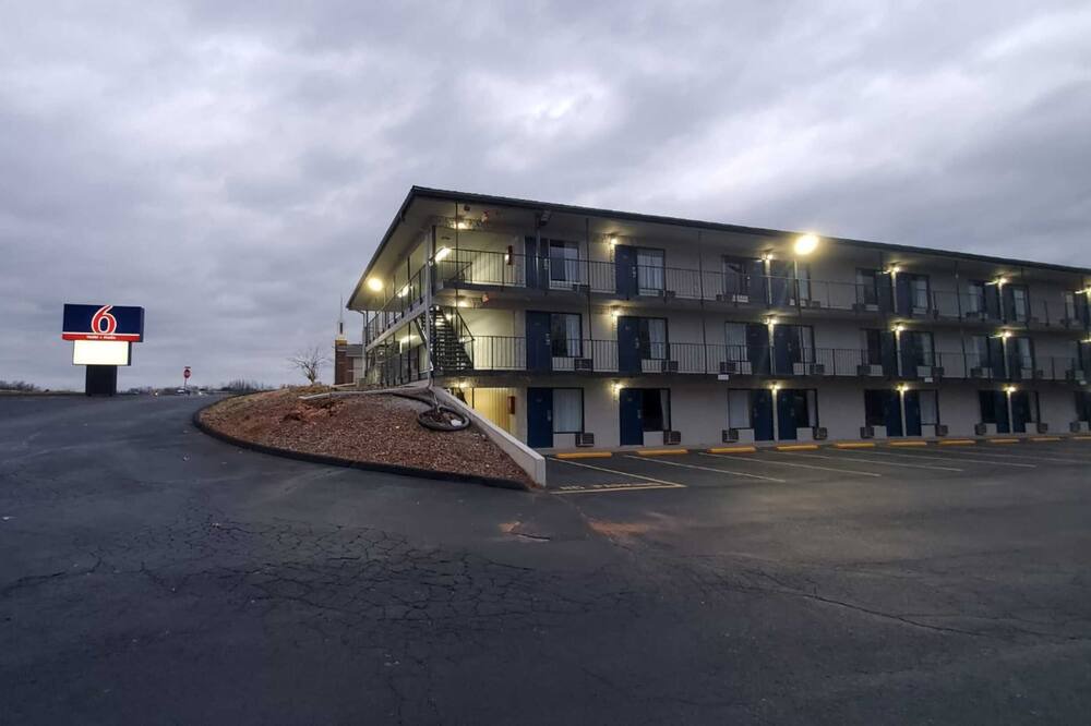 Photo of Outdoor in Branson West