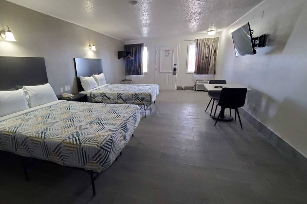 Photo of Bedroom in Branson West
