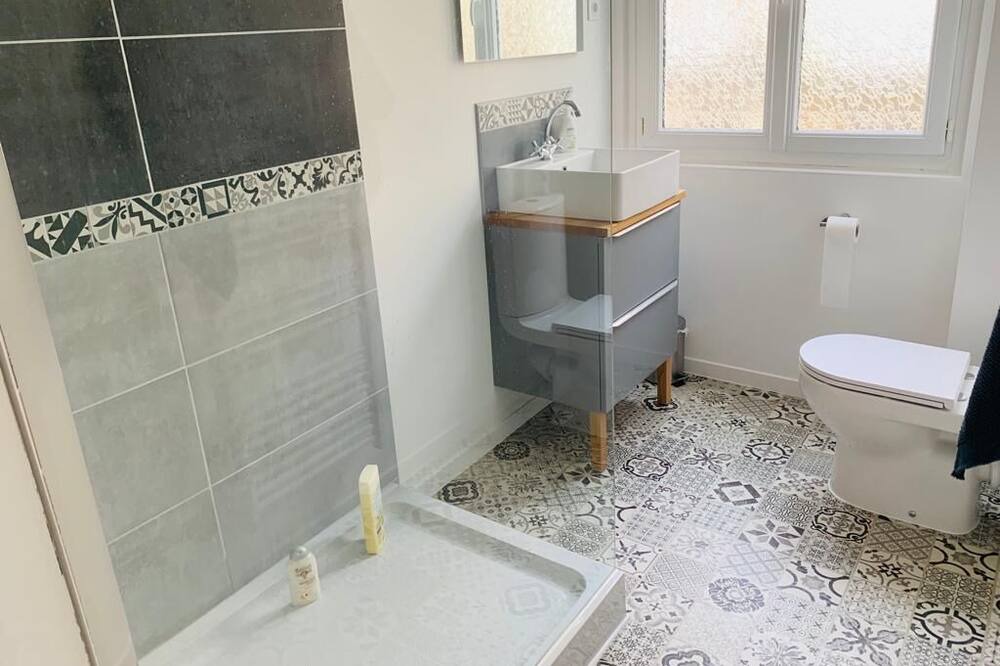 Photo of Bathroom in Quartier du chateau
