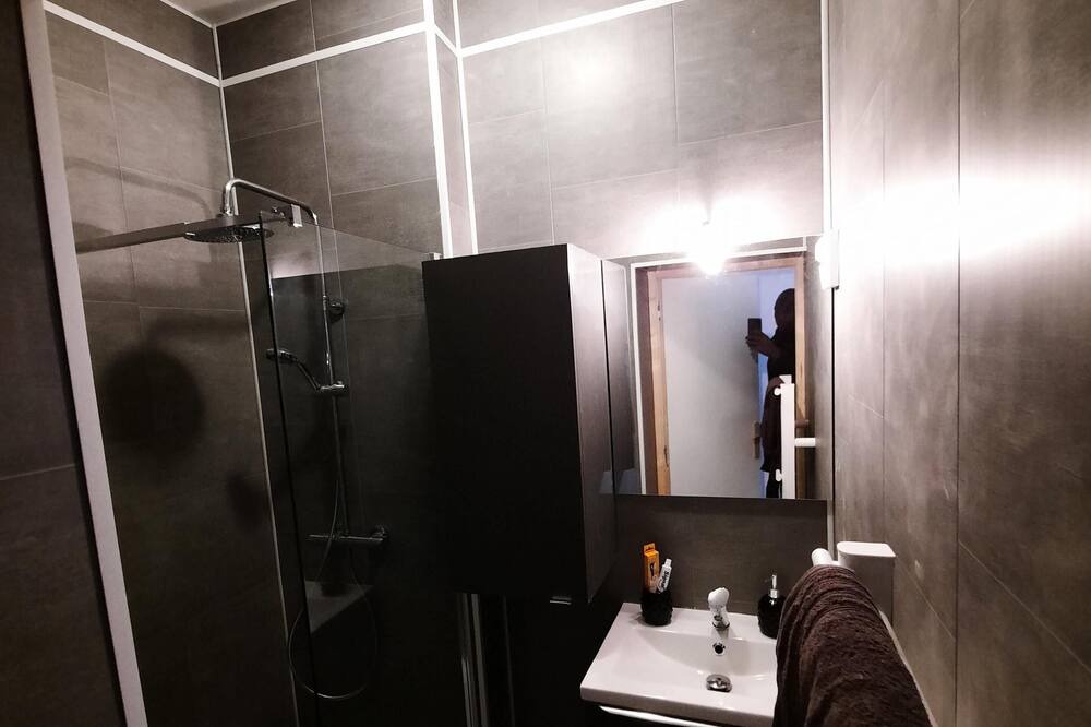 Photo of Bathroom in Valenciennes
