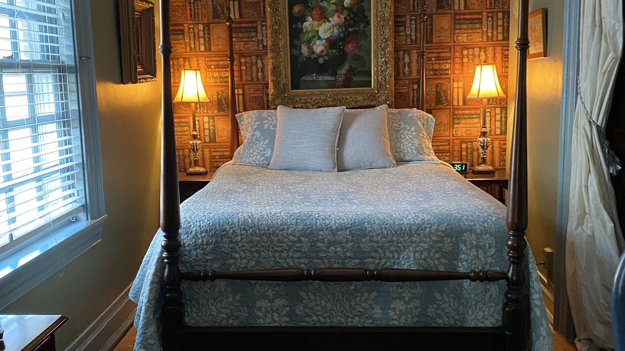 Photo of Bedroom in Williamsburg