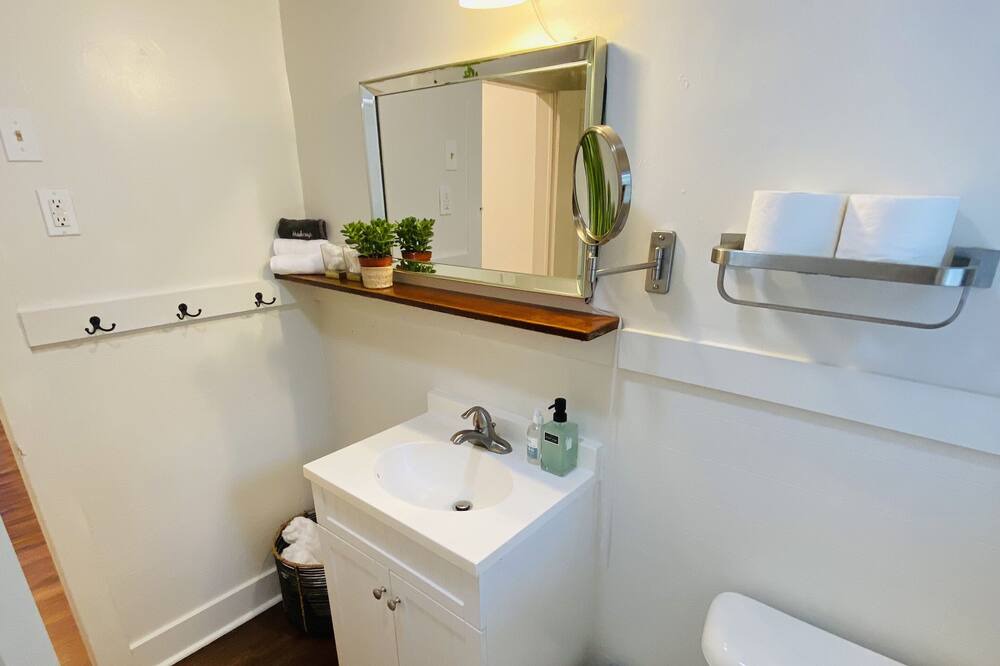 Photo of Bathroom in Prairie Grove