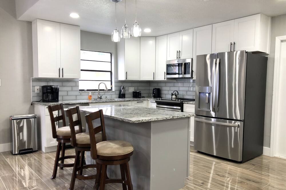 Photo of Kitchen in Florida Center