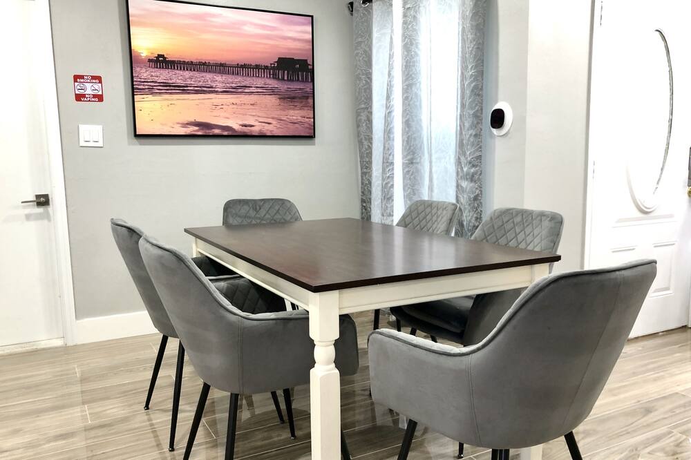 Photo of Kitchen in Florida Center