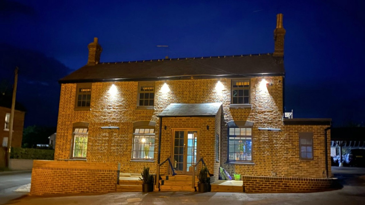Photo of Buildings in Kingston Blount