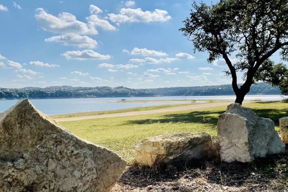 Photo of Others in Point Venture