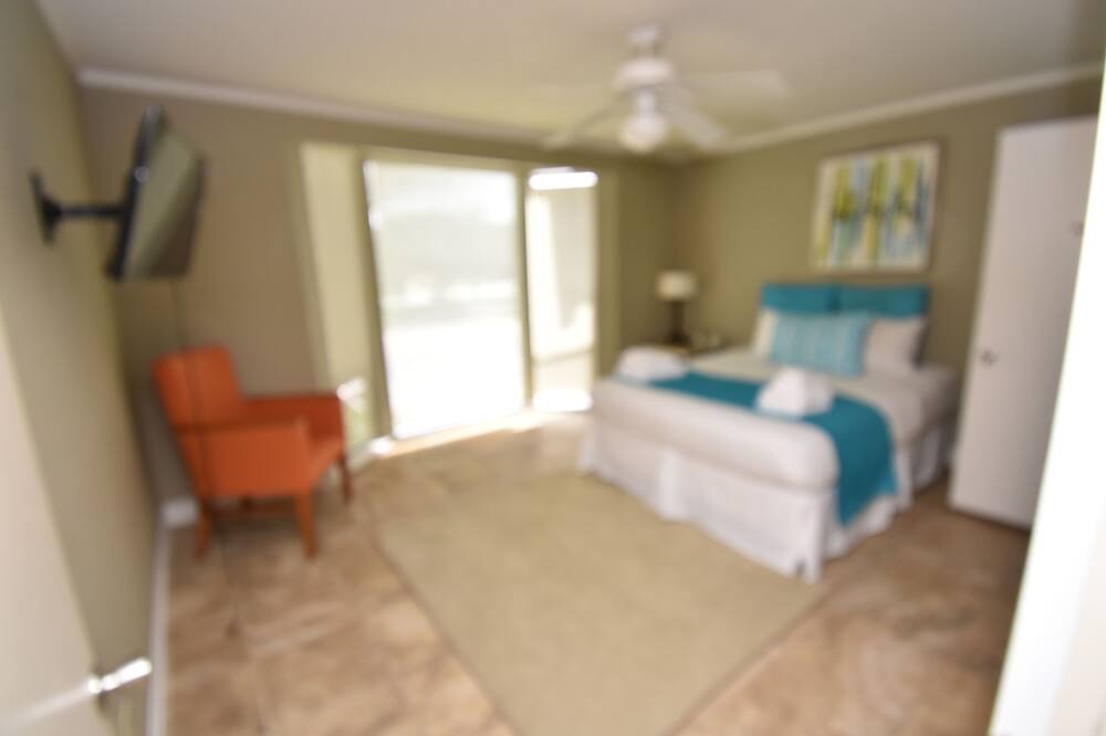 Photo of Bedroom in Lakeway