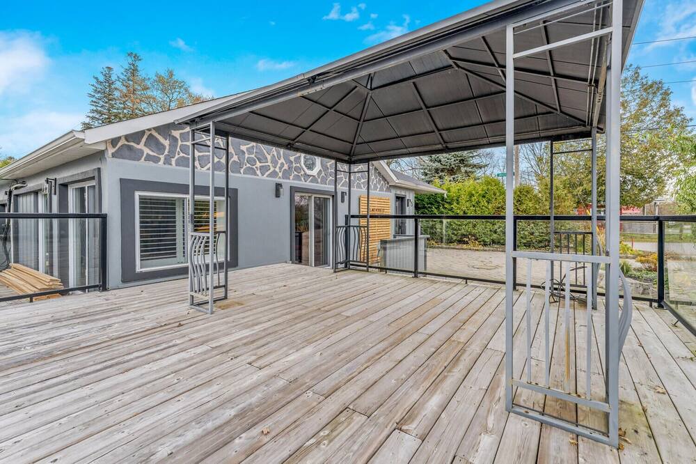 Photo of Patio Balcony in Puslinch