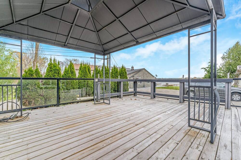 Photo of Patio Balcony in Puslinch