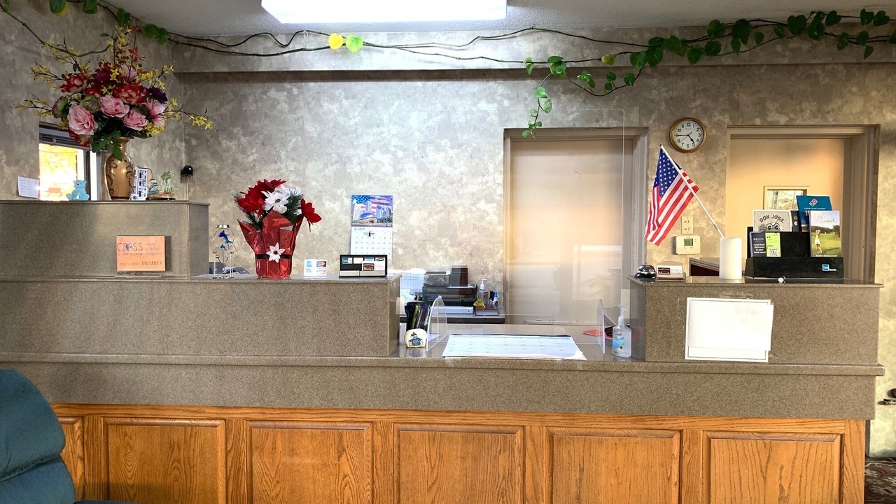 Photo of Others in Wynne