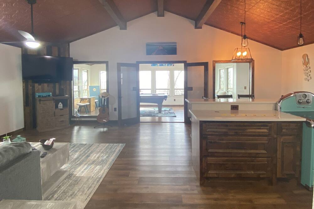 Photo of Kitchen in Hoyt