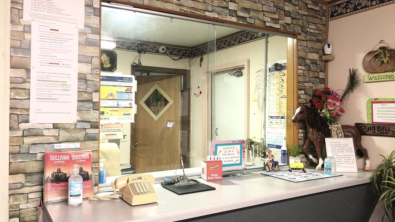 Photo of Others in Sullivan