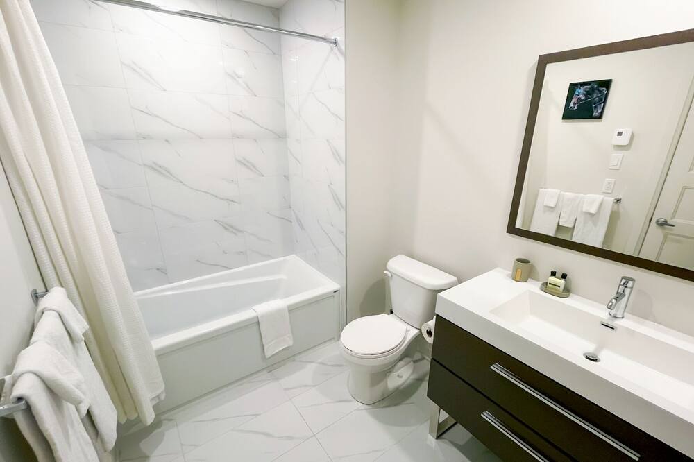 Photo of Bathroom in Saint-Laurent