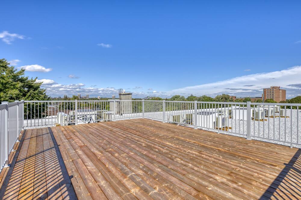 Photo of Patio Balcony in Cartierville