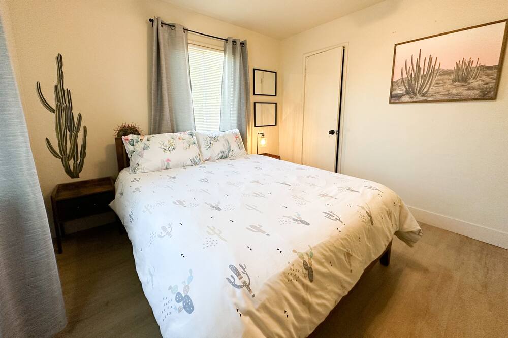 Photo of Bedroom in Escalon