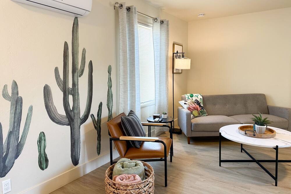 Photo of Livingroom in Escalon
