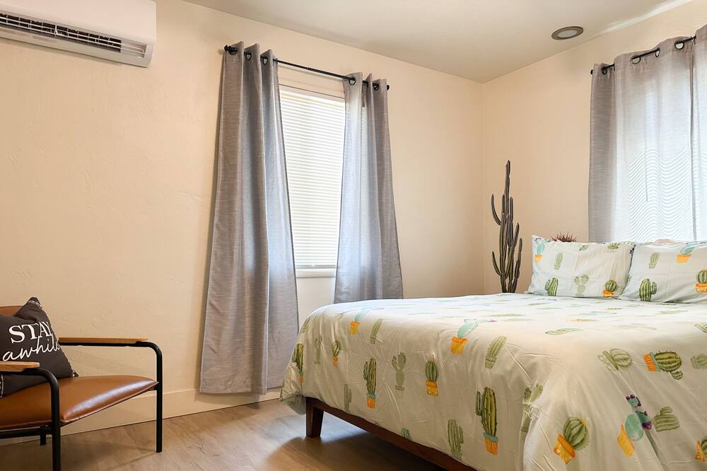 Photo of Bedroom in Escalon