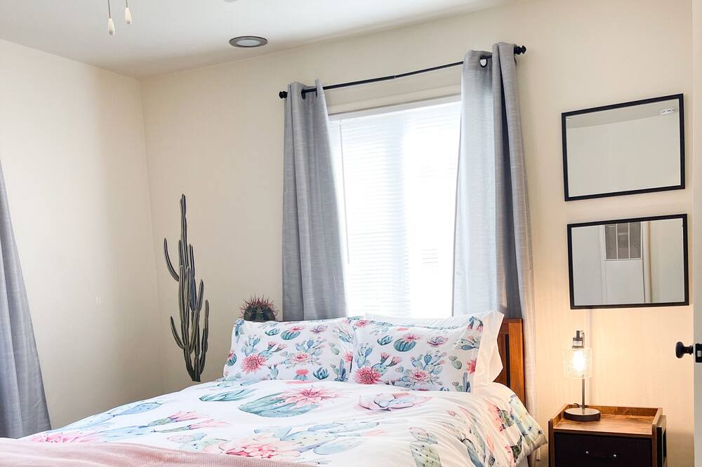 Photo of Bedroom in Escalon